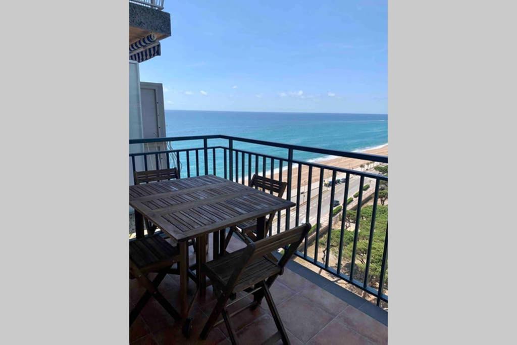 Apartamento Primera Linea De Mar Enjoy The View 布拉内斯 外观 照片
